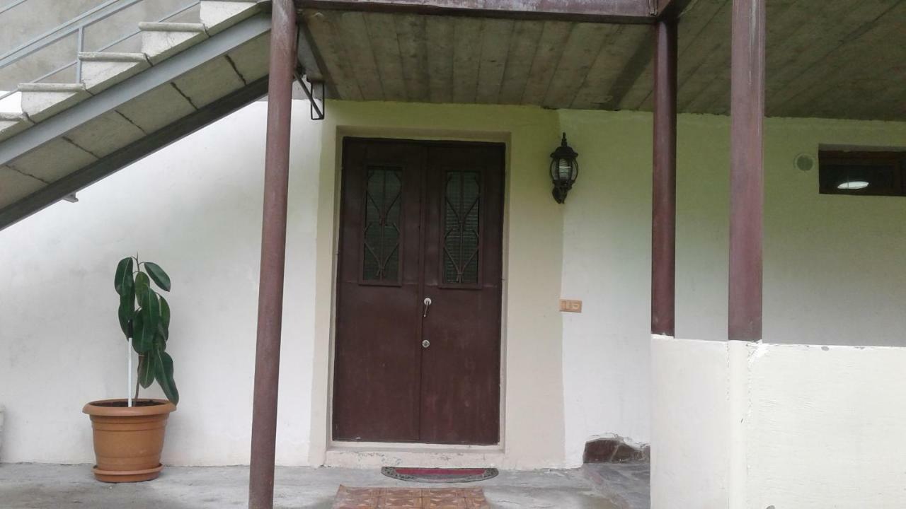 Hotel Mti House Kvesheti Esterno foto